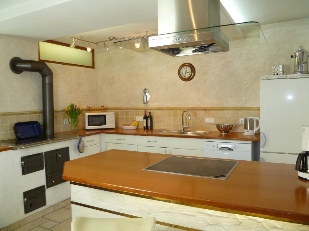 Casa *